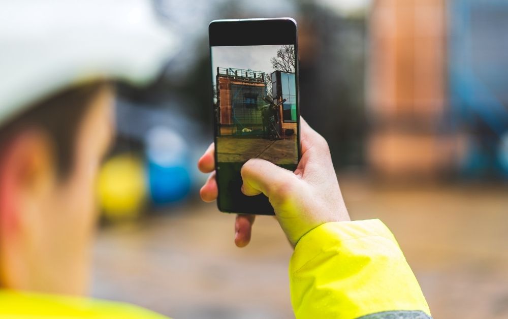 Supporting Industrial Innovation in an Increasingly Mobile World, Qualcomm Unveils Snapdragon 8 Accelerating the Promise of 5G Networking