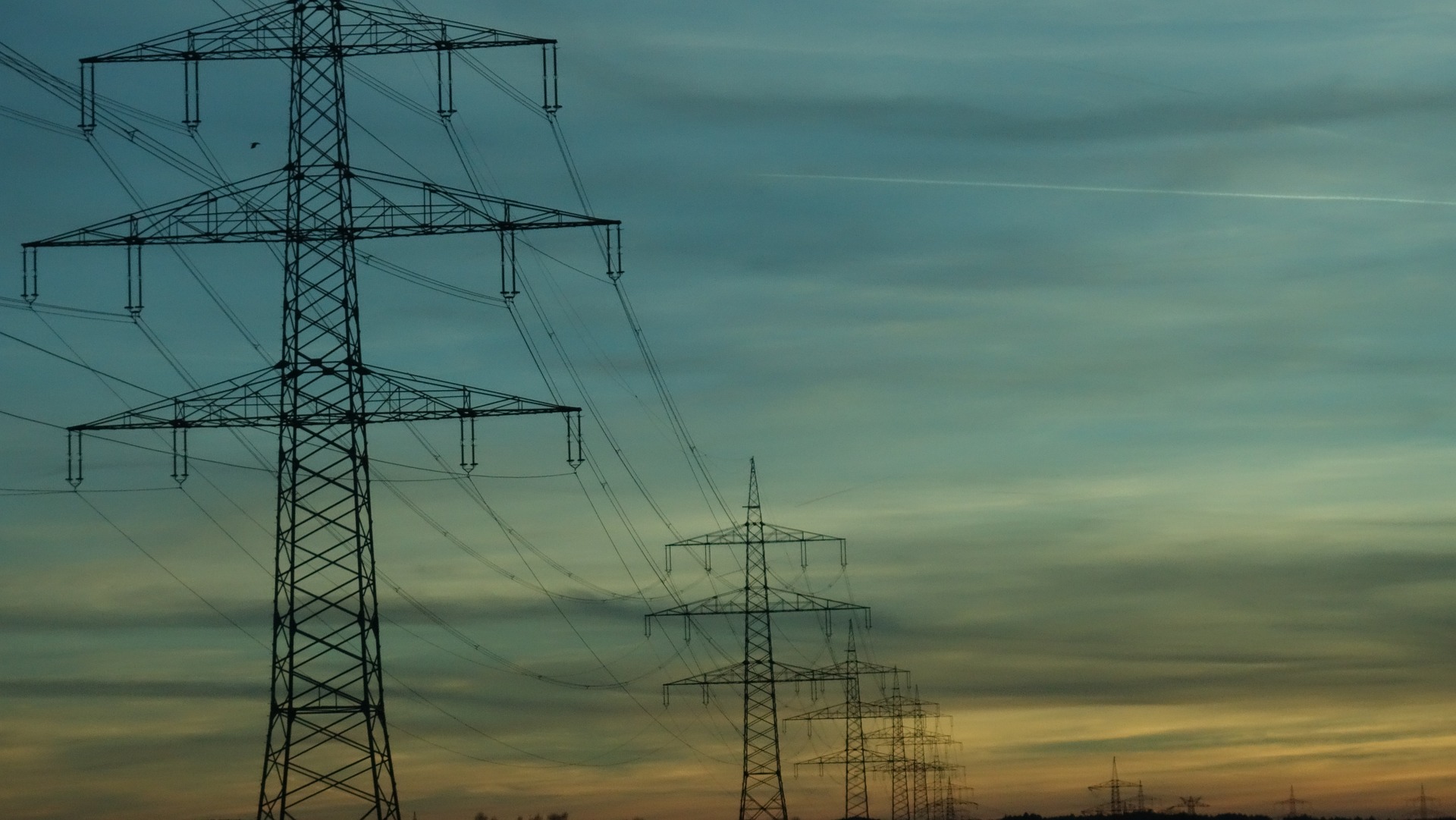 Hitachi Energy Taps 5G, NB-IoT and Cat-M For Electrical Grid